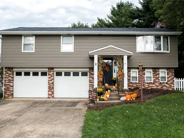 1 Fitch Ln, Greensburg, PA 15601