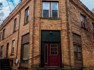 229 Weeks St APT 2, Jamestown, NY 14701