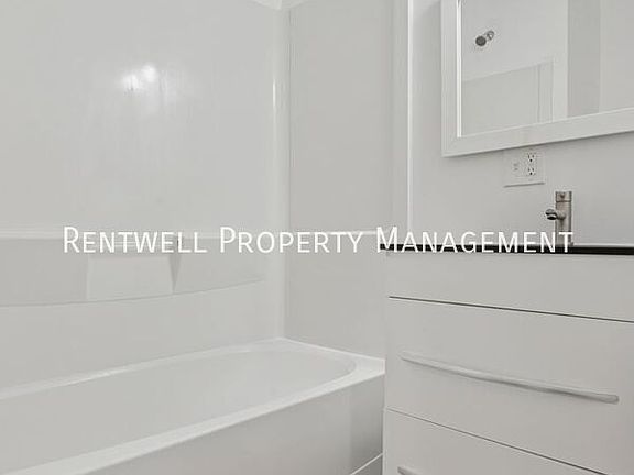4th image of 658 E Chestnut St #5