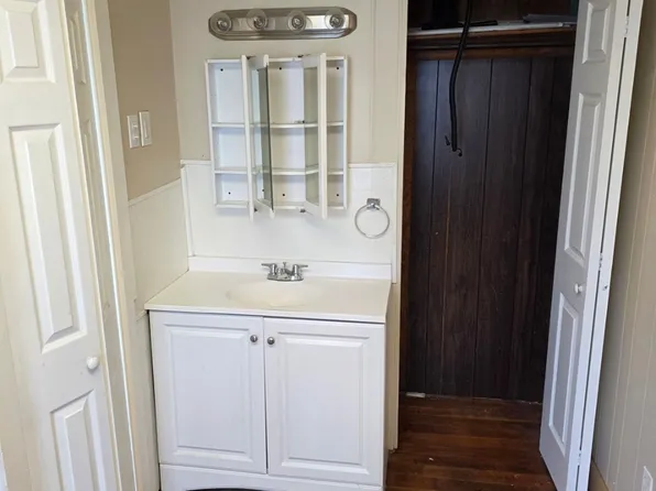 16-18 Hedley Ave #1LR, Central Falls, RI 02863