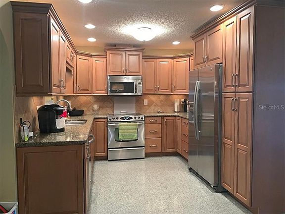 3rd image of 6241 Indian Ln