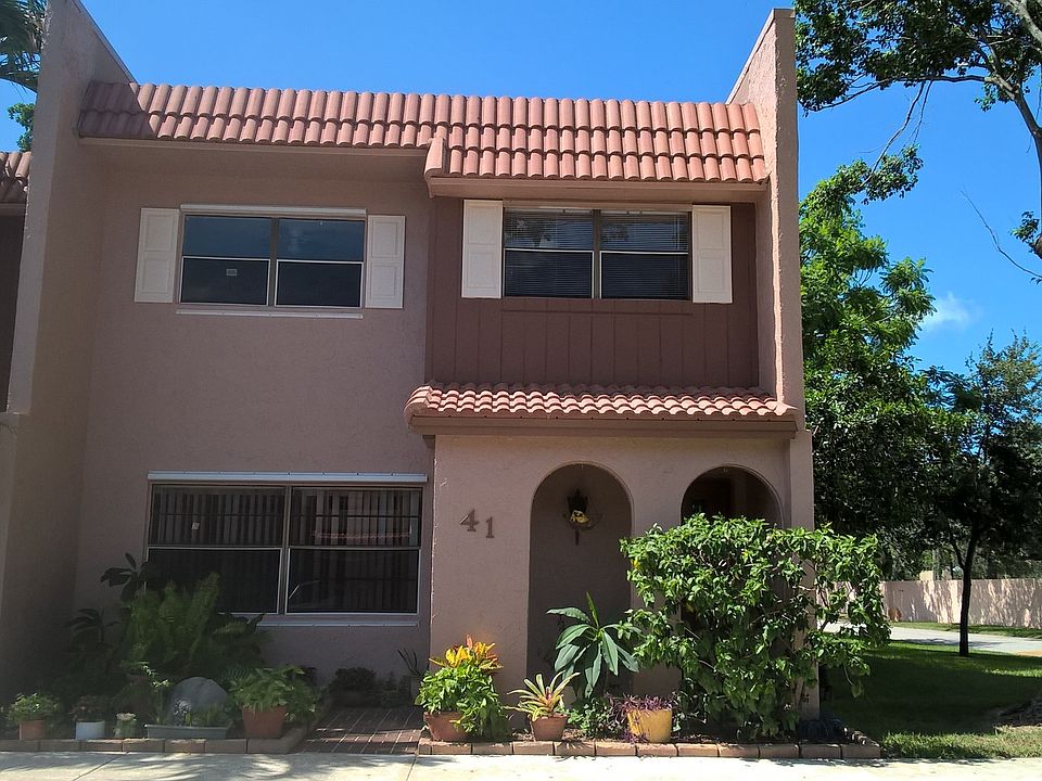 1st image of 41 Matador Ln