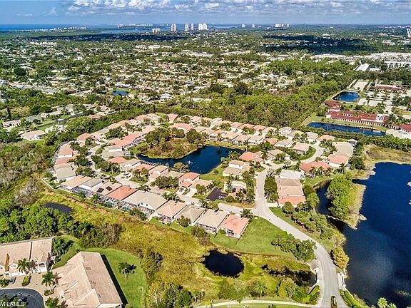 5th image of 28447 Hidden Lake Dr