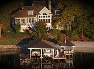 40 Sunburst Ct, Union Hall, VA 24176