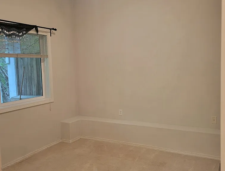 2021 Davis Ave S — Photo 5