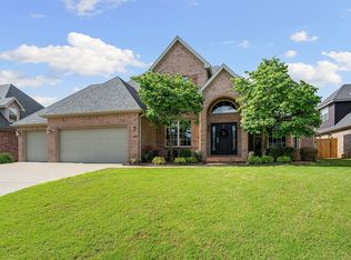 1000 NE Halifax Pl, Bentonville, AR 72712