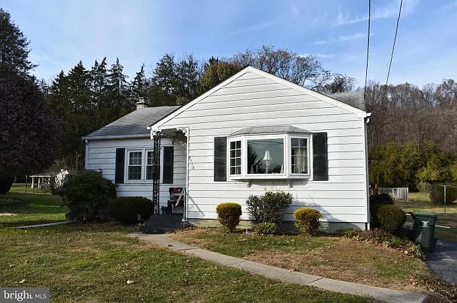 3713 Humpton Rd — Photo 1
