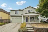 SE Pershing St-S1209-001.jpg