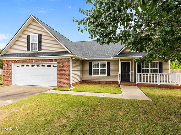 4th image of 376 Eastfield Dr