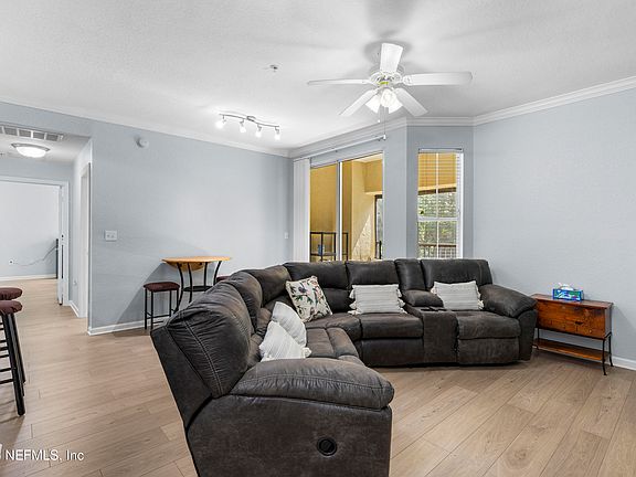 2nd image of 8539 GATE Parkway W #1436