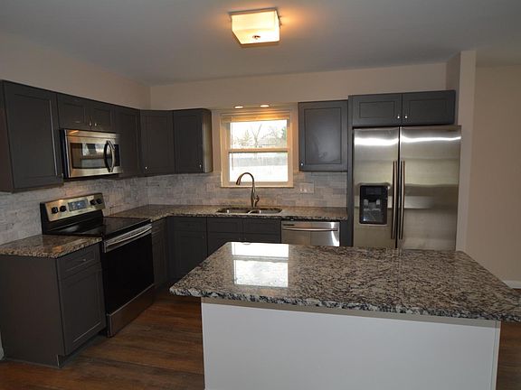 2nd image of 3220 Patrisal Ct