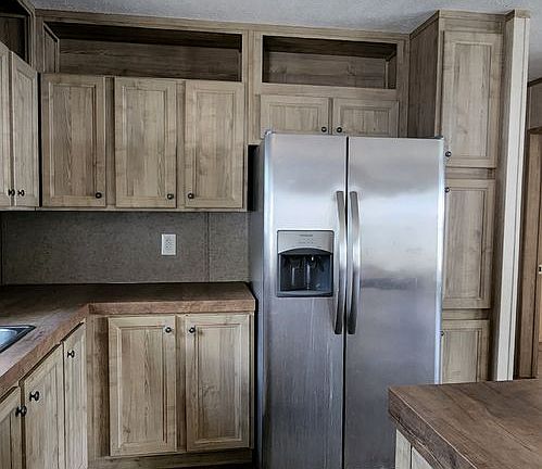 3rd image of 1000 W Seale St Lot 7