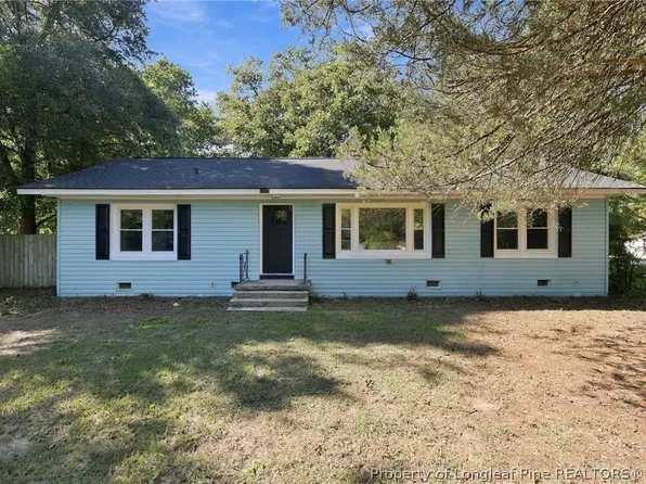 1090 Strickland Bridge Rd, Fayetteville, NC 28304