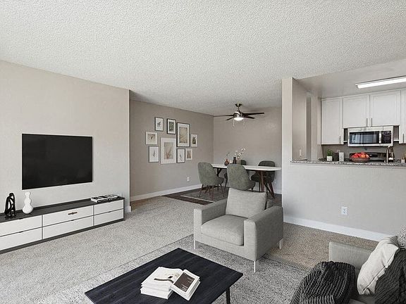 3rd image of 1761 Heritage Ln #2015