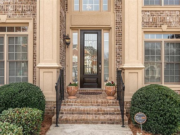 2nd image of 3785 Glen Park Dr