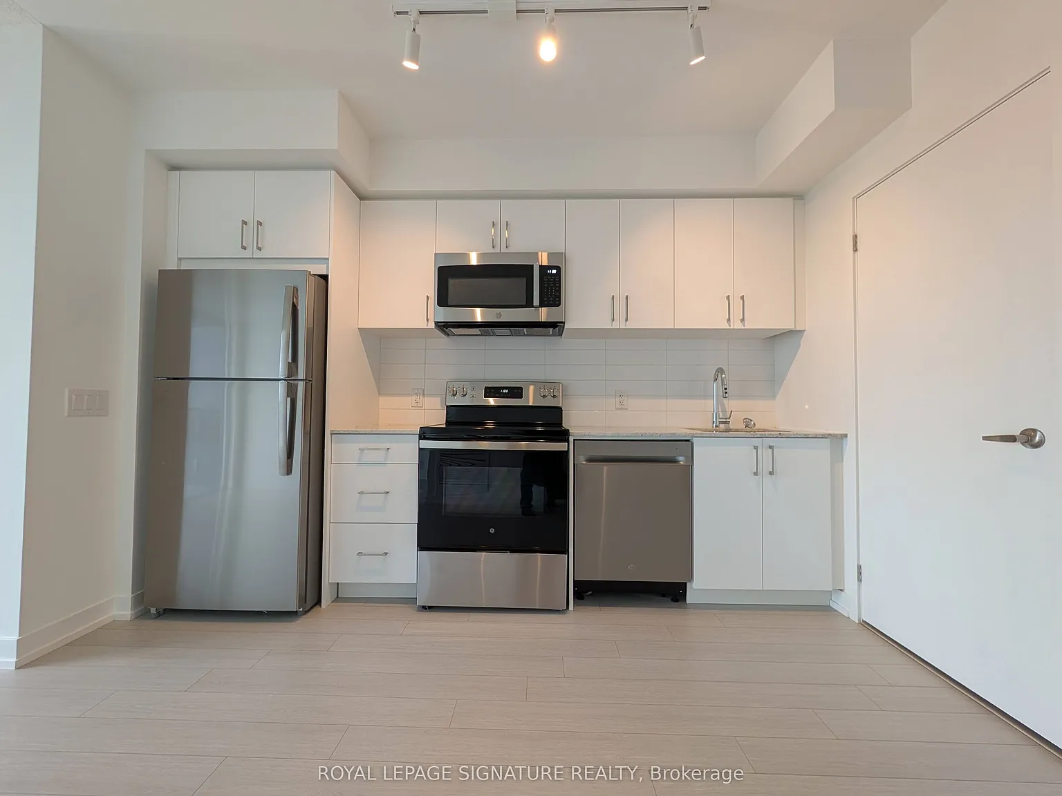 1 bed, $1,900 — Photo 2