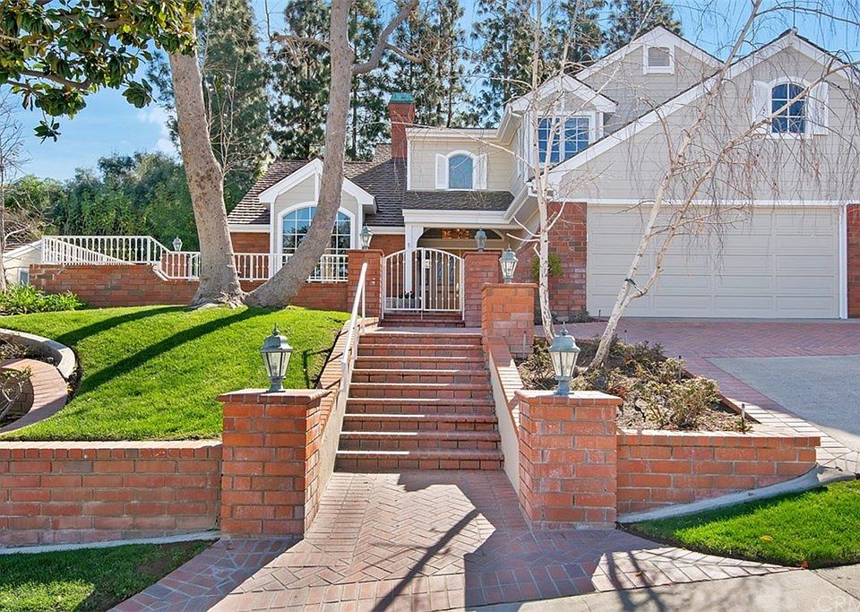 1st image of 608 S Andover Dr
