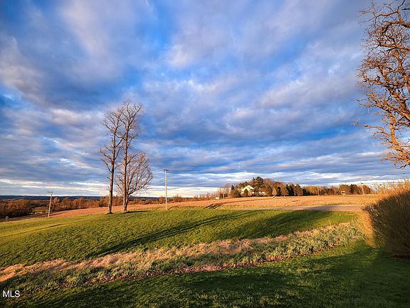 4th image of 178 Youngs Corners Road