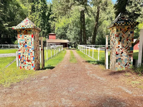 11260 Hwy 116 Highway, Guerneville, CA 95446