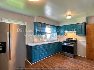 626 Samantha Ave, Lansing, MI 48910