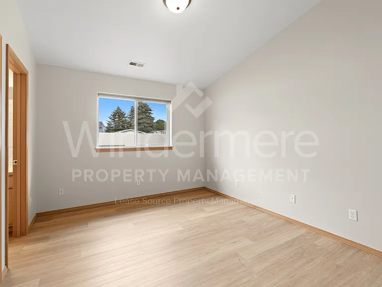1702 N Aladdin Rd — Photo 13