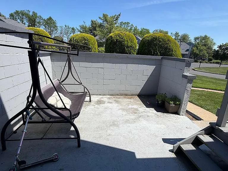32 Linda Ln — Photo 11