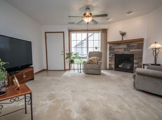 1802 Summerset Dr, Racine, WI 53406