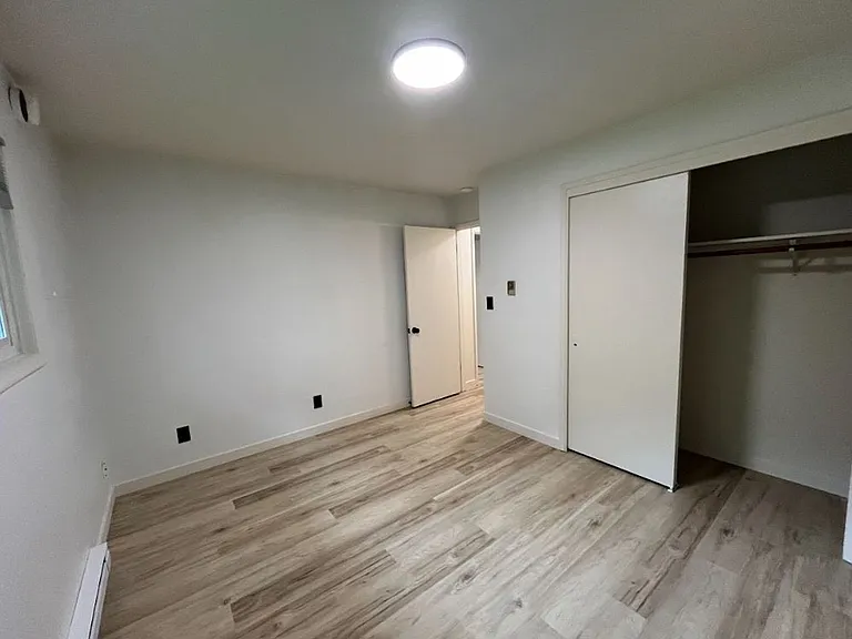 900 Liberty St #2 — Photo 10