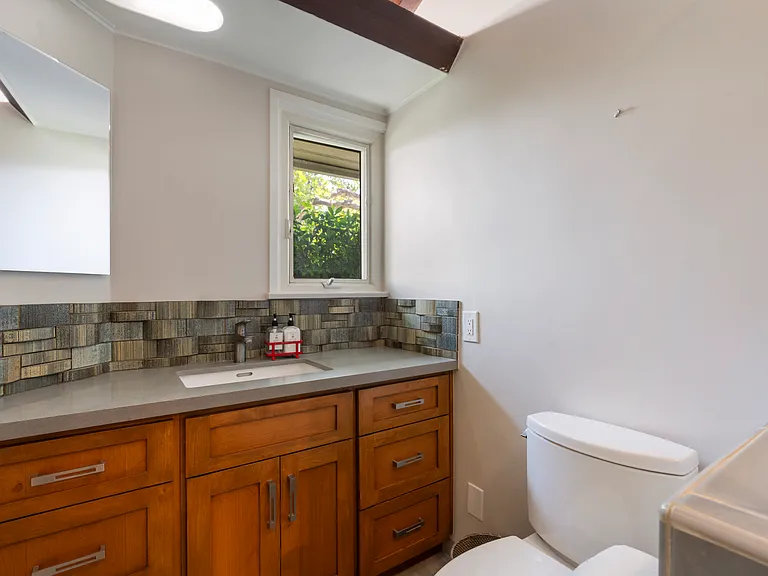 229 Glenullen Dr — Photo 26