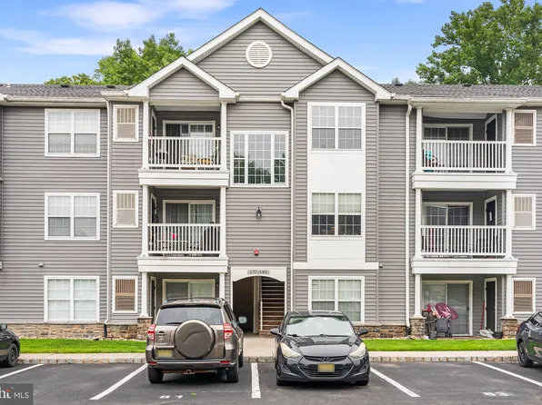 140 Natalie Rd, Delran, NJ 08075