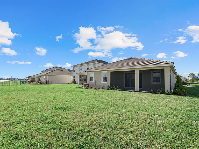 17707 Gulf Ranch Pl — Photo 3