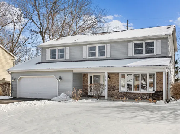 696 N Van Nortwick Ave, Batavia, IL 60510