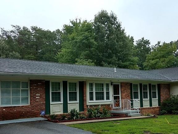 3rd image of 6625 Tip Hill Dr
