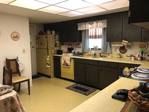 4th image of 1128 Galahad Dr