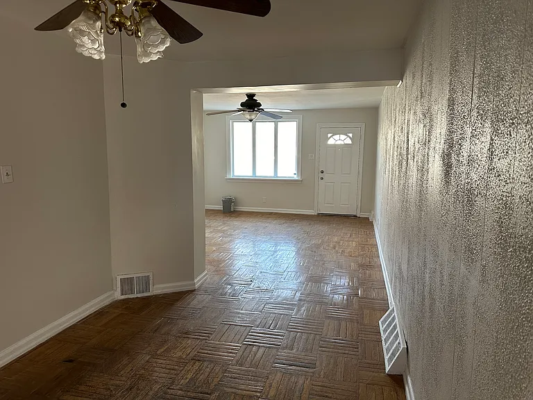 2132 Stevens St — Photo 10