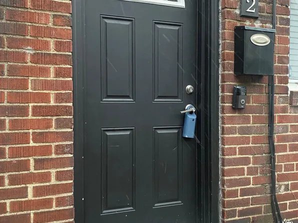 4222 Milgate St, Pittsburgh, PA 15224