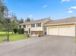 32 Richard Rd, Binghamton, NY 13901