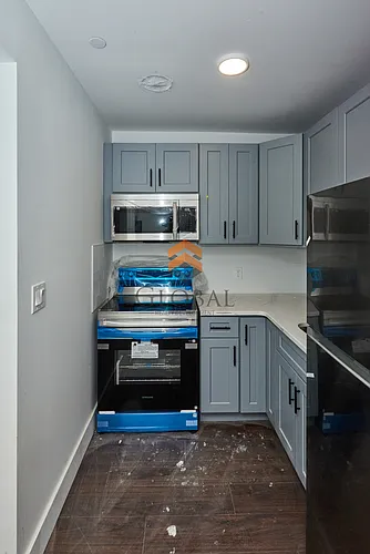 2757 Fulton St Photo 1