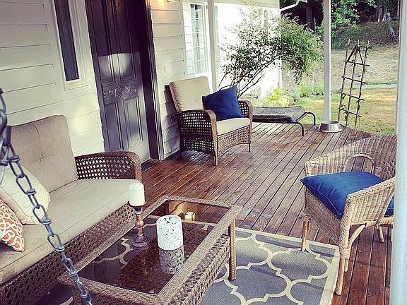 4th image of 8909 176th St NW