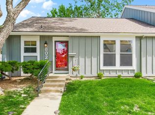 8023 Halsey St, Lenexa, KS 66215