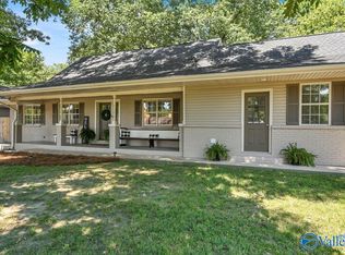 2611 Celestial Dr SW, Hartselle, AL 35640