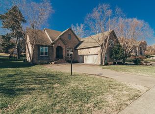 127 Blue Ridge Dr, Hendersonville, TN 37075