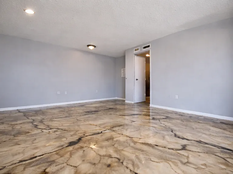 Bellwood Haven Apartment Community — Photo 23
