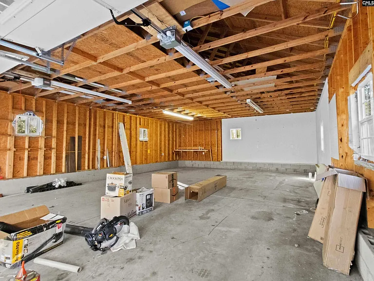 42 Halton Ct — Photo 13
