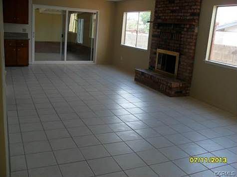 5th image of 14452 Mojave Dr