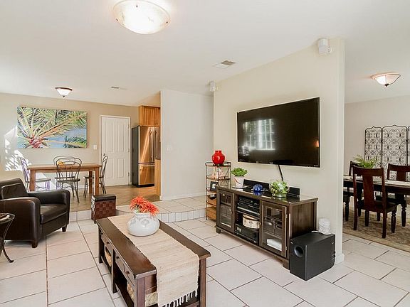 5th image of 2978 Rossmore Ln