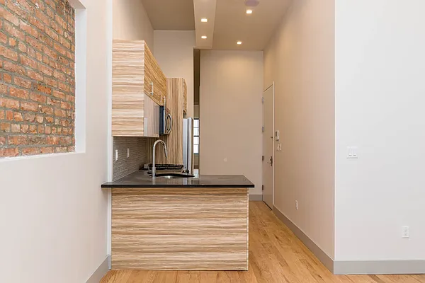 Rented by Nooklyn NYC LLC | media 55