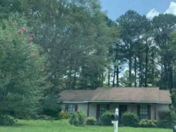 1888 Taffeta Cv, Lithonia, GA 30058