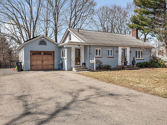 3rd image of 53 Westminster Ave
