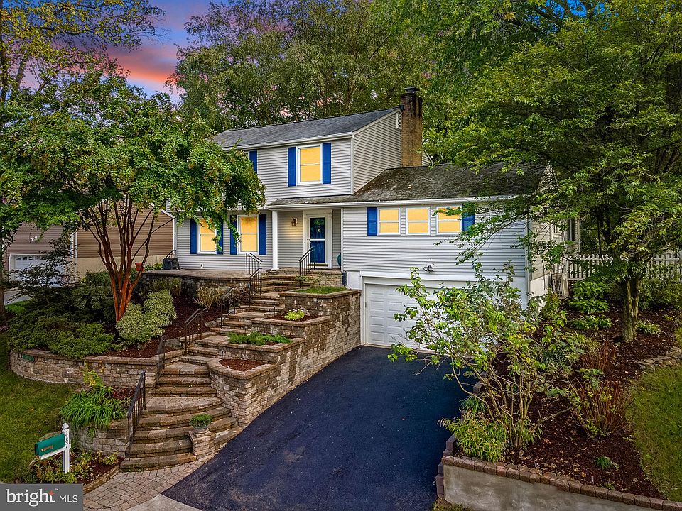 1st image of 487 Margaret Ln